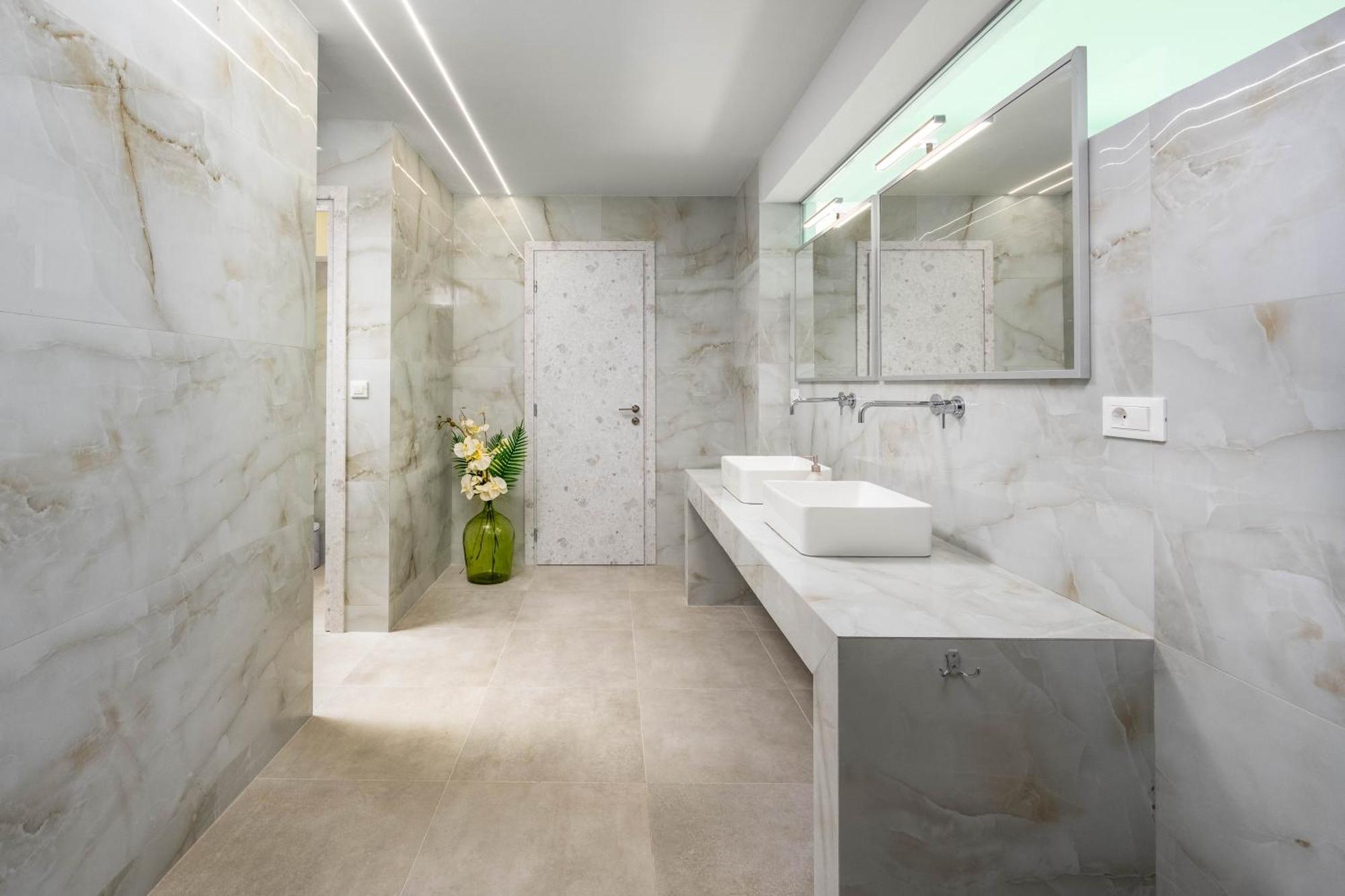 Villa Zafira - Seaview Manor With Heated Pool Kallithea  Exterior photo