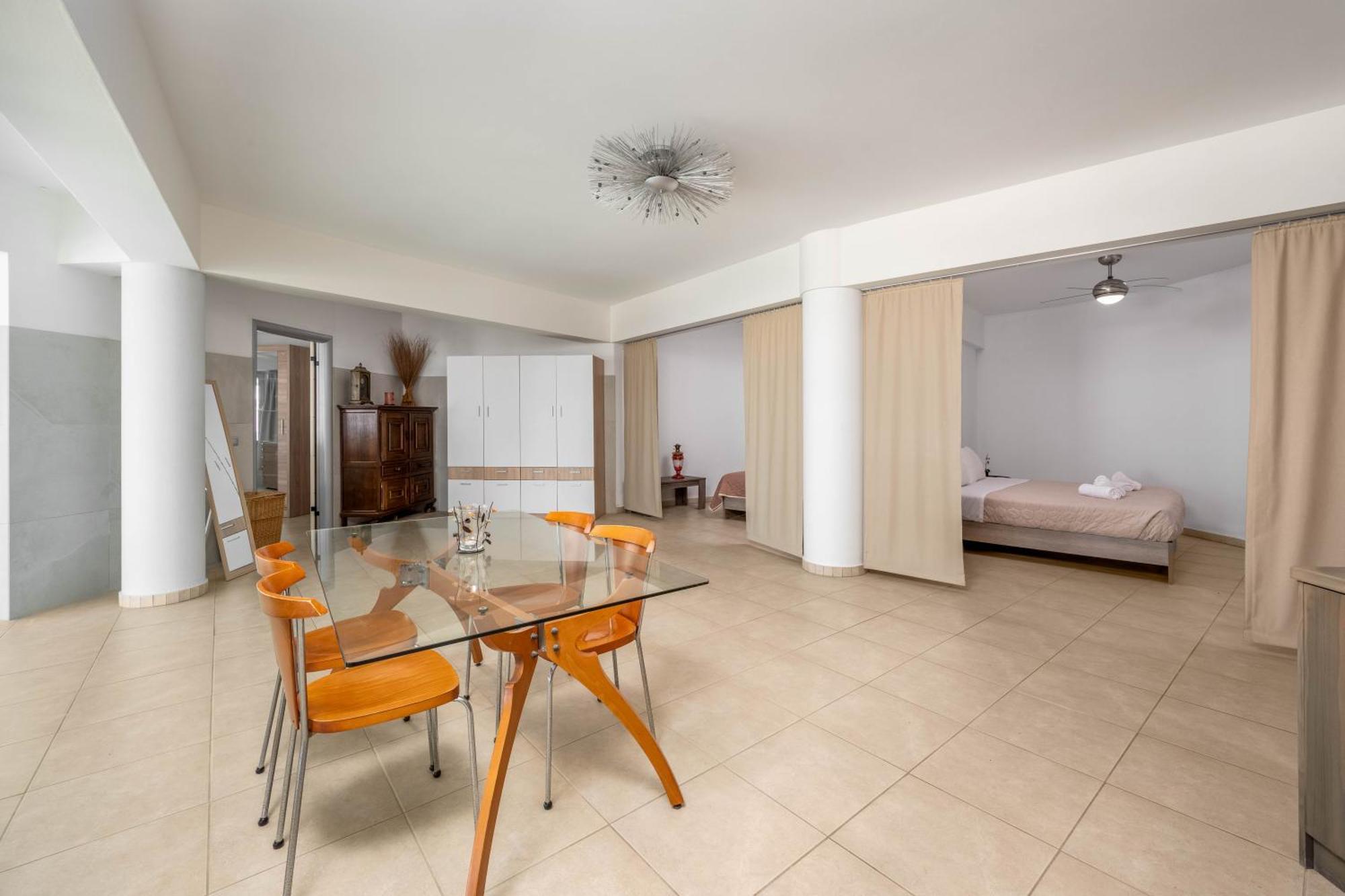Villa Zafira - Seaview Manor With Heated Pool Kallithea  Exterior photo